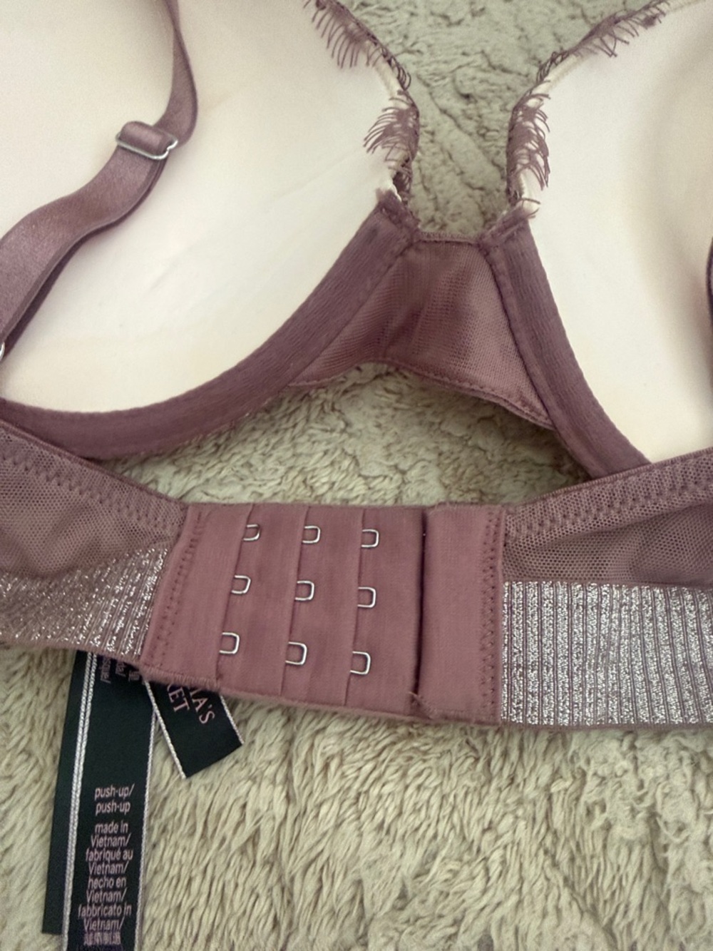 NWOT Black Lace Victoria's Secret Very Sexy Padded Push Up 2 Bras Size 38B - Picture 9 of 9